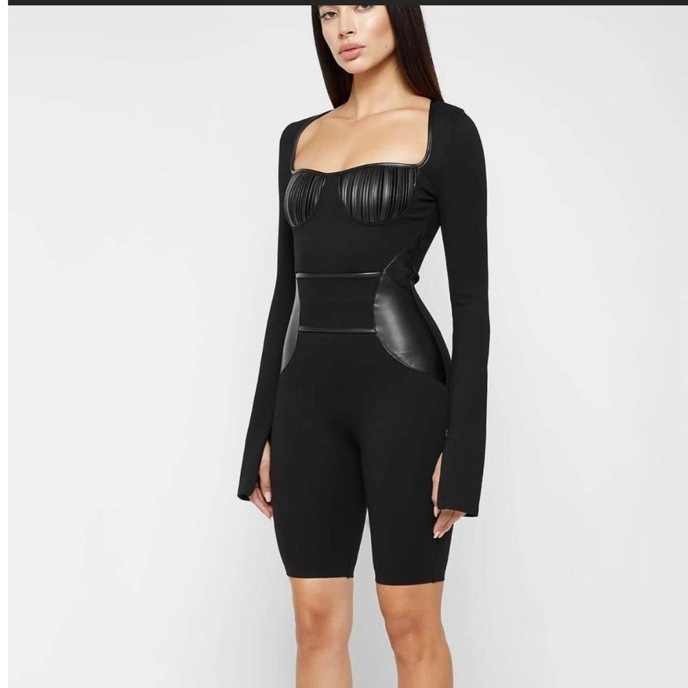 Maniere De Voir Pleated Vegan Leather Bandage Playsuit Size 8 Bodycon Edgy FLAW
